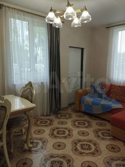 Дом 260 м² на участке 4 сот.