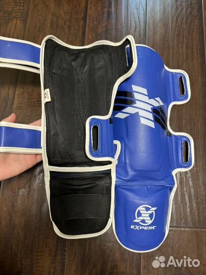 Комплект защиты для единоборств