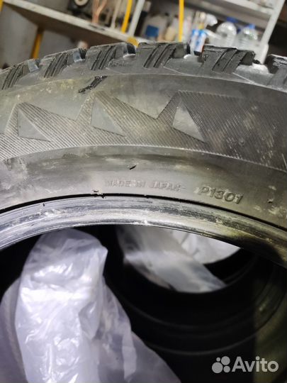 Bridgestone Blizzak Spike-01 205/55 R16