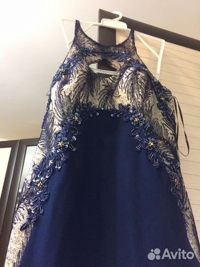 Вечернее платье