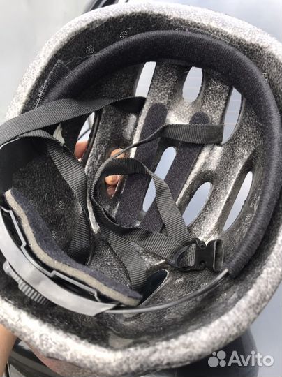 Велошлем взрослый