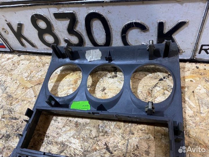 Накладка на торпедо Citroen Berlingo 1.9 2005