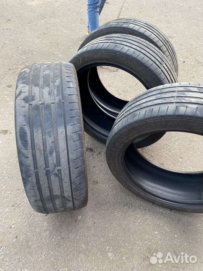 Kumho Ecsta PS71 225/45 R19