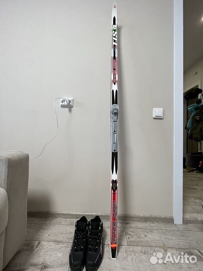 Беговые лыжи tisa,лыжные ботинки и палки