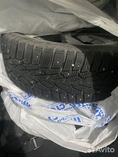 Nokian Tyres Hakkapeliitta 7 205/50 R17