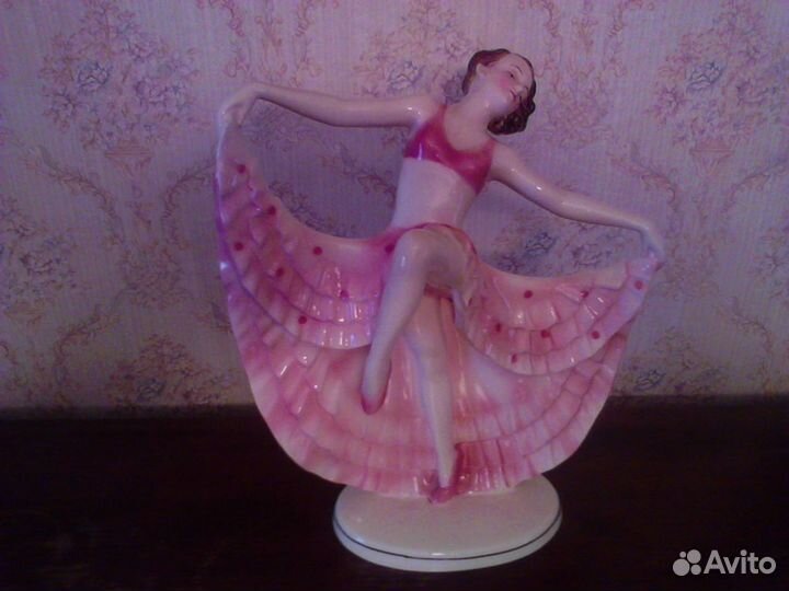 Танцовщица.Фарфор.Германия