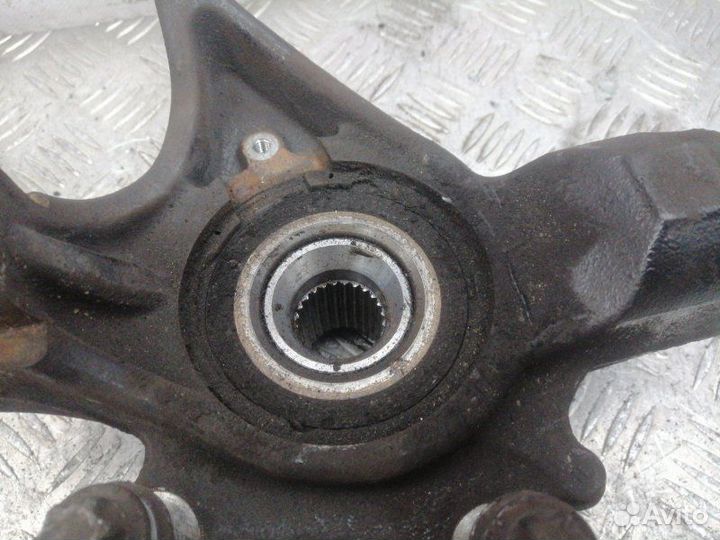 Кулак передний правый Peugeot 308 EP6 2012