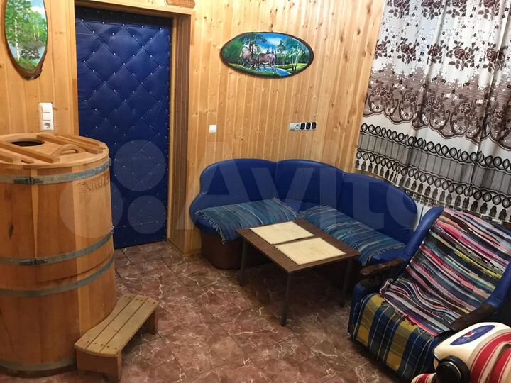 Дом 308 м² на участке 6 сот.