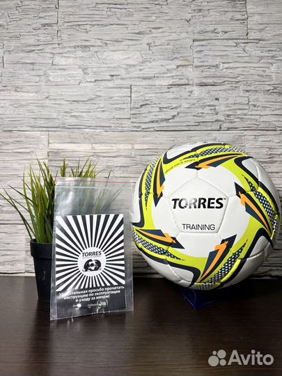 Футбольный мяч torres