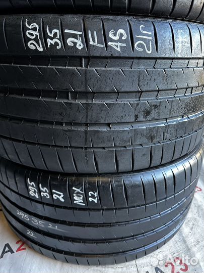Michelin Pilot Sport 4 S 265/40 R21 и 295/35 R21 105Y