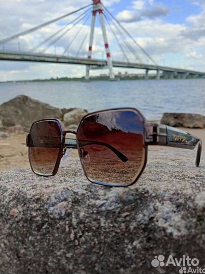Очки солнцезащитные женские