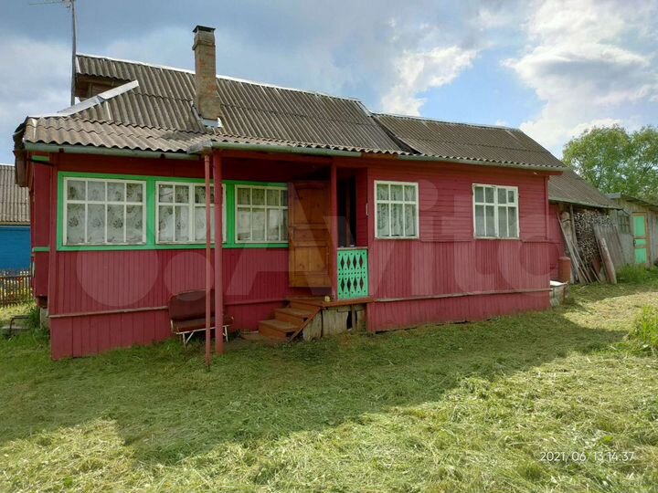 Дом 35,5 м² на участке 42 сот.