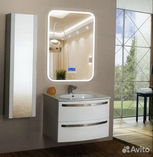 Зеркало с часами и музыкой