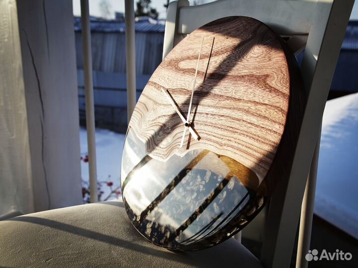 Часы из дерева, часы из массива