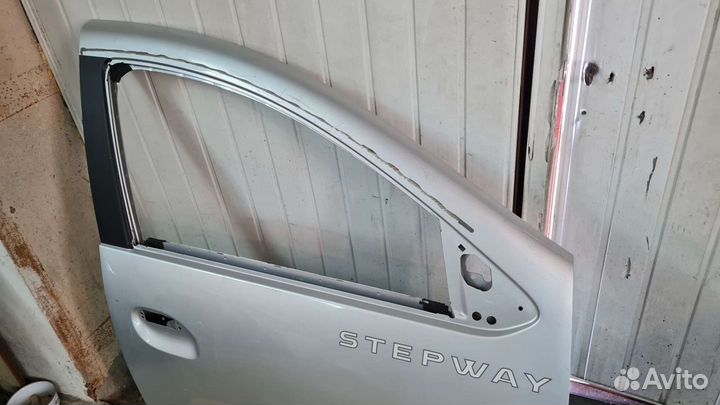 Дверь передняя правая Renault Logan 2, Sandero 2