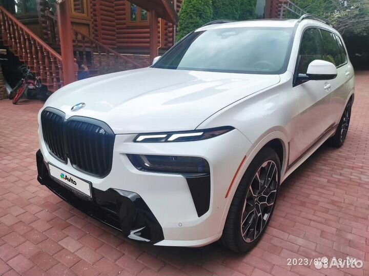 BMW X7 3.0 AT, 2022, 500 км