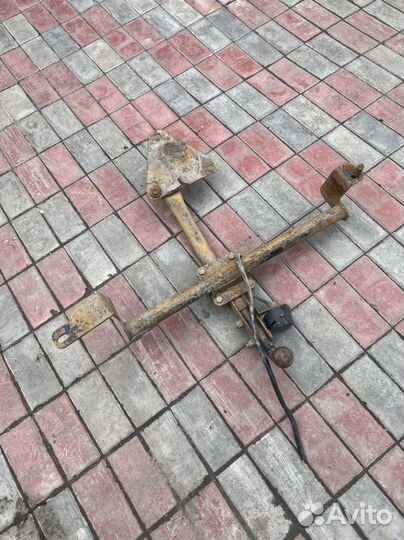 Фаркоп priora седан