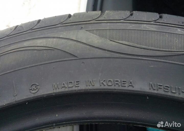 Kumho Ecsta HS52 215/45 R17