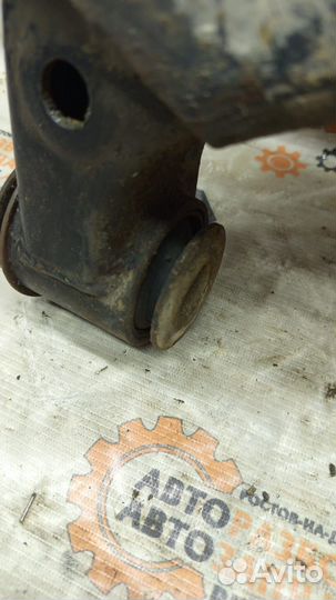 Рычаг передний правый Toyota LC200