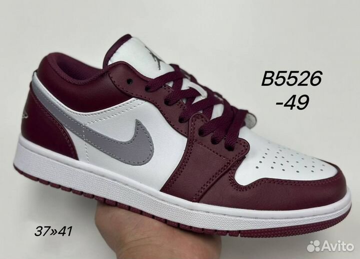 Кроссовки Nike Air Jordan 1