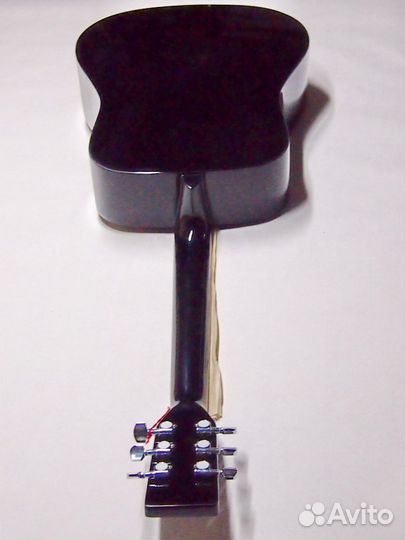 Гитара акустическая