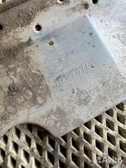 Прокладка выпускного коллектора BMW5 E60