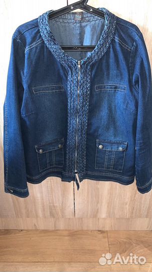 Джинсовая куртка