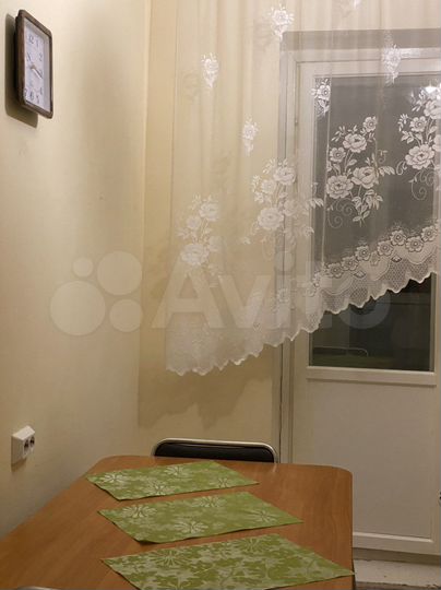 2-к. квартира, 50 м², 5/9 эт.