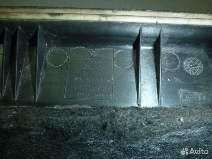 Крышка блока предохранителей audi A5/S5 coupe/spor