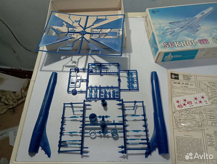 Сборная модель самолета су-9б 1/72 унда