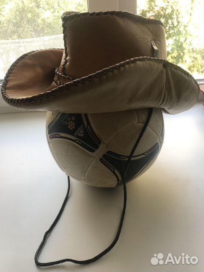 Продам кожаную шляпу