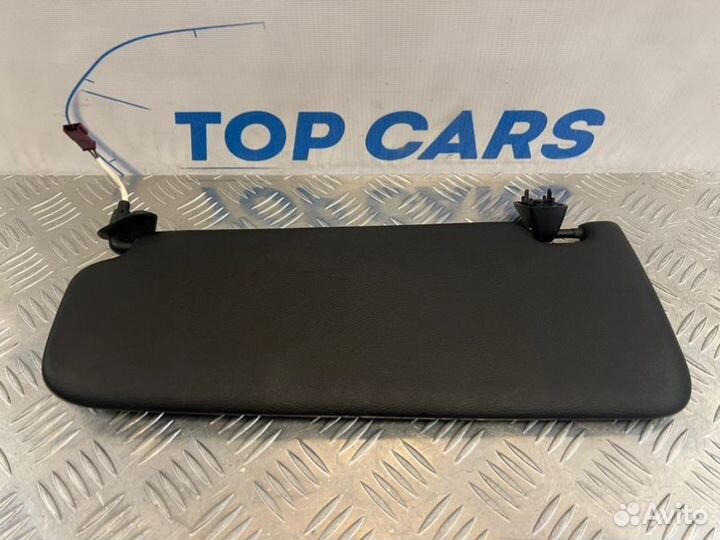 Козырек солнцезащитный правый Bmw E92 2009