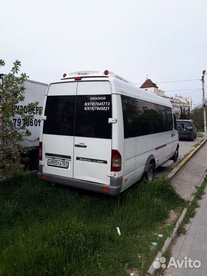 Микроавтобус