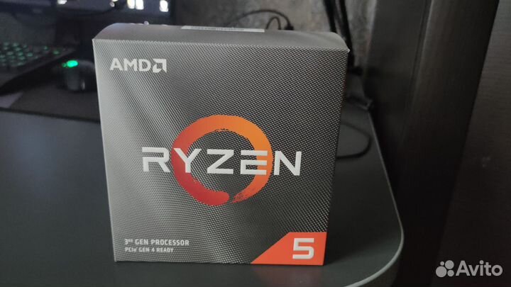 Фирменный кулер AMD для процессора AM4