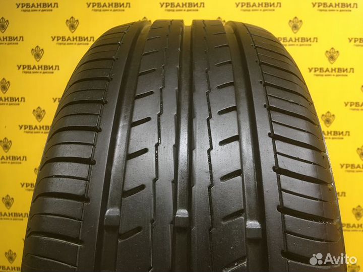 Yokohama BluEarth-ES ES32 215/55 R16 97V