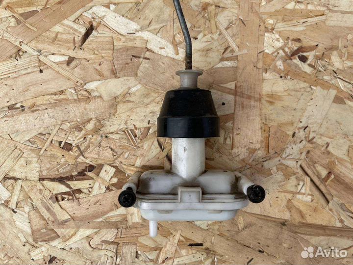 Активатор замка двери audi 80b3