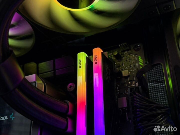 Игровой компьютер с монитором 127 Гц