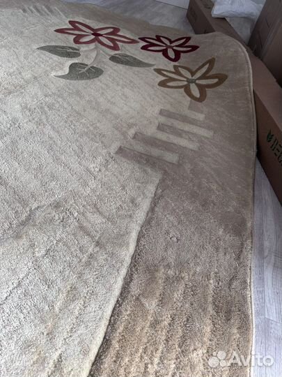 Ковер 2 на 3 овальный бежевый