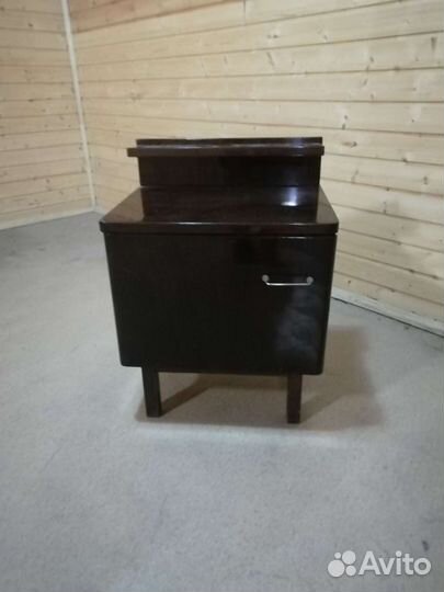 Тумбочки разные