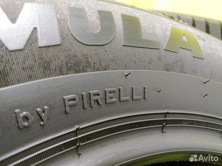 Pirelli Formula Ice 225/60 R17