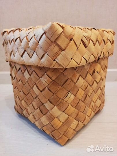 Контейнер в гардеробную из бересты для хранения