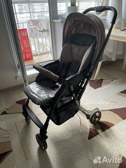 Коляска складная