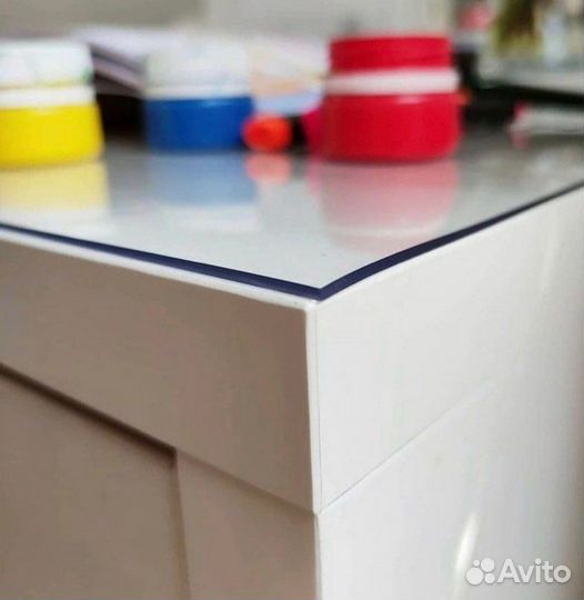 Гибкое стекло на стол по вашим размерам