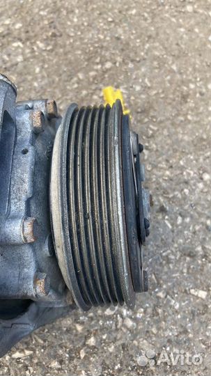 Компрессор кондиционера Peugeot 308 EP6