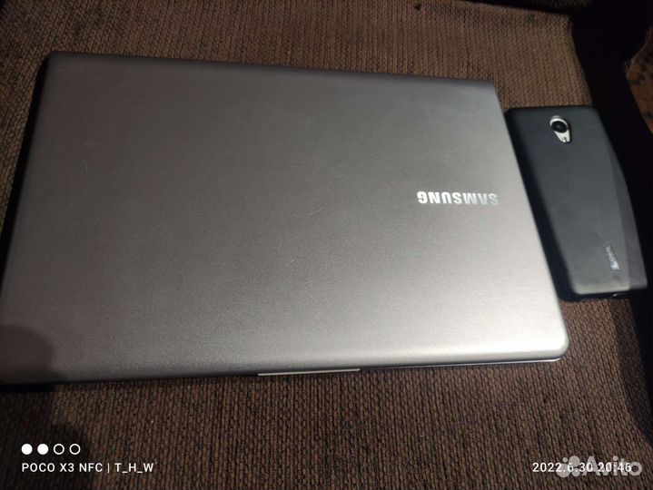 Ультра ноутбук Samsung np530u3b-A04 13.3