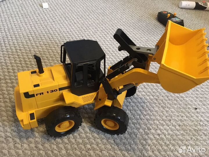 Бульдoзер Вruder FR 130