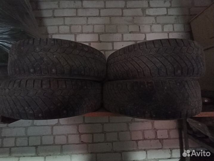 Continental ContiIceContact 19.5/65 R15 94