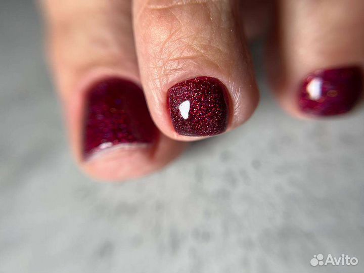 Маникюр и педикюр на дому