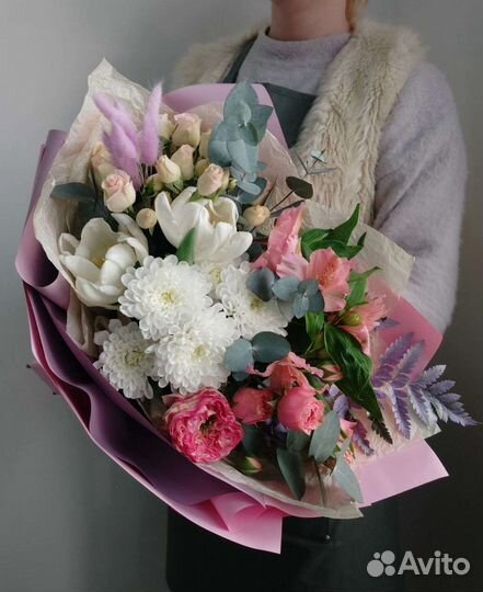 Букет цветов/подарок к 8 Марта