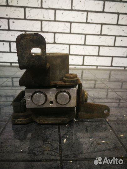 Блок абс (Насос) Ssangyong Actyon New D20DTF 2011